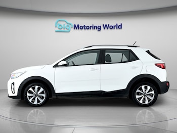 Used Kia Stonic 2023 for sale - 79494778: Photo