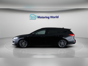 Used Ford Focus 2021 for sale - 78654324: Photo