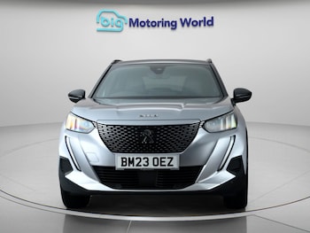 Used Peugeot E-2008 2023 for sale - 79548363: Photo