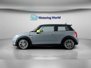 Used MINI Hatch 2022 for sale - 79649476: Photo