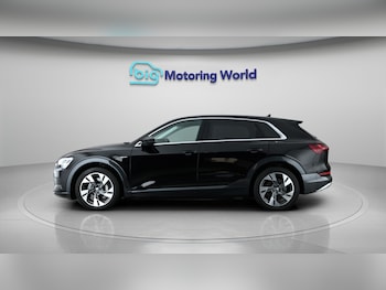 Used Audi e-tron 2020 for sale - 79216031: Photo