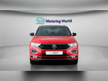 Used Volkswagen T-Roc 2019 for sale - 78608110: Photo