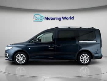 Used Ford Grand Tourneo Connect 2023 for sale - 79582975: Photo
