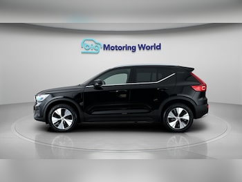 Used Volvo XC40 2023 for sale - 79548617: Photo
