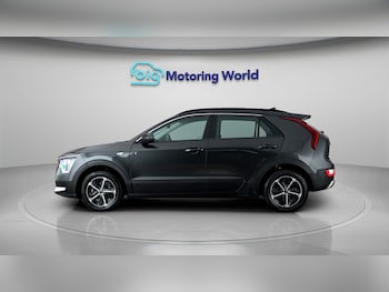 Used Kia Niro 2024 for sale - 79156307: Photo