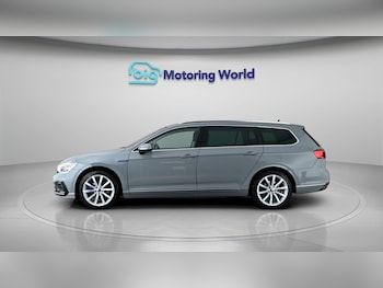 Used Volkswagen Passat 2022 for sale - 79455949: Photo