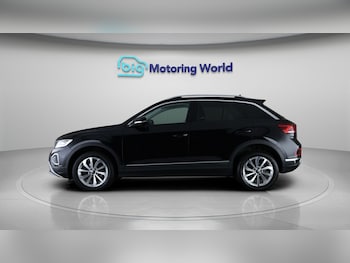 Used Volkswagen T-Roc 2023 for sale - 78604965: Photo