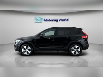 Used Volvo XC40 2023 for sale - 79449510: Photo
