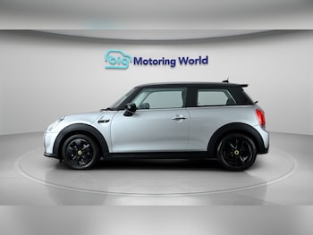 Used MINI Hatch 2023 for sale - 78925799: Photo