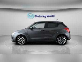 Used Suzuki Swift 2021 for sale - 79018016: Photo