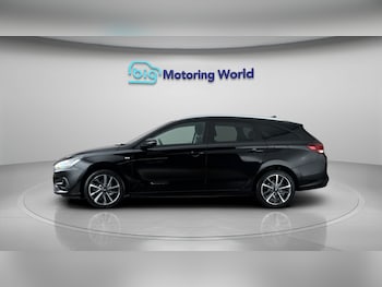Used Hyundai i30 2023 for sale - 79487107: Photo