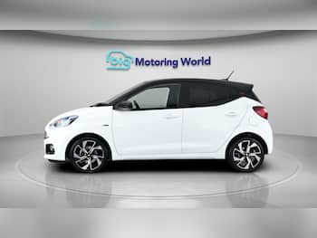 Used Hyundai i10 2023 for sale - 79813891: Photo