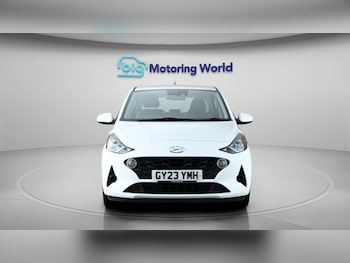 Used Hyundai i10 2023 for sale - 79004099: Photo