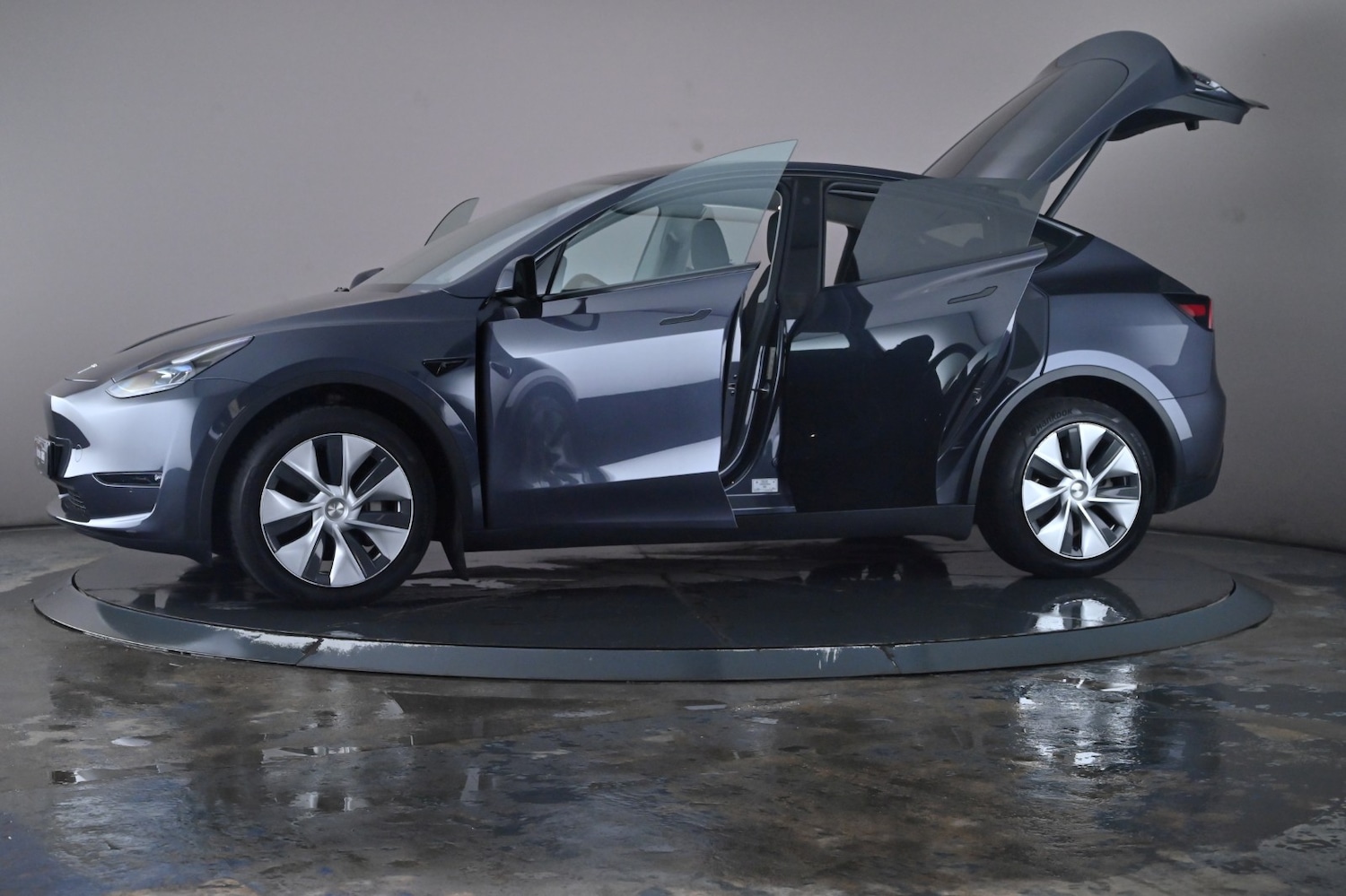 Used Tesla Model Y 2022 for sale - 76716497: Photo 49