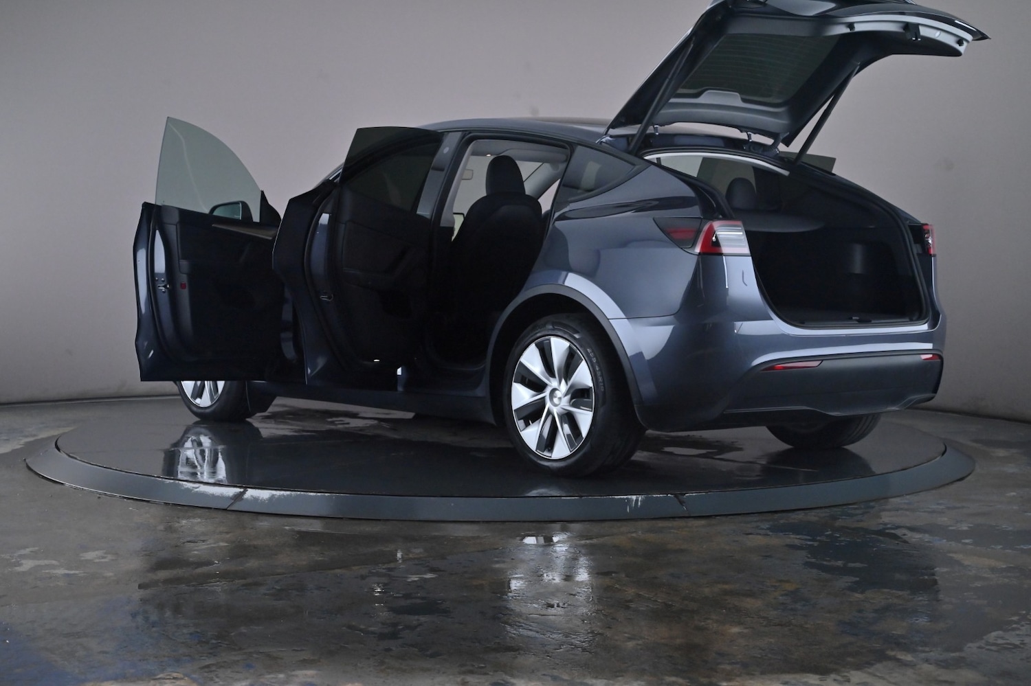 Used Tesla Model Y 2022 for sale - 76716497: Photo 56