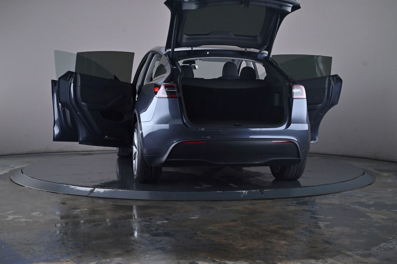 Used Tesla Model Y 2022 for sale - 76716497: Photo 59