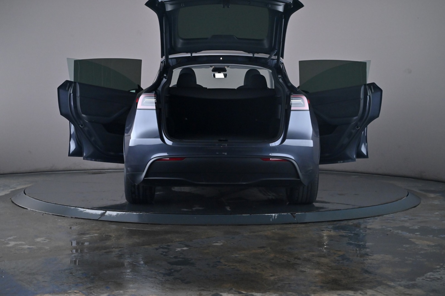 Used Tesla Model Y 2022 for sale - 76716497: Photo 60