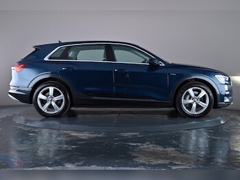 Used Audi e-tron 2021 for sale - 76667896: Photo