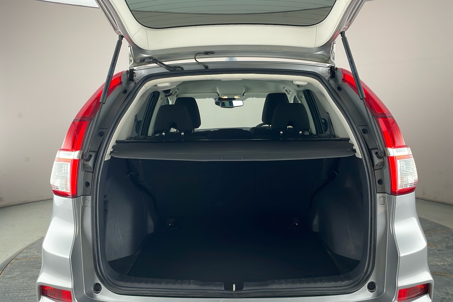 Used Honda CR-V 2018 for sale - 77622261: Photo 18