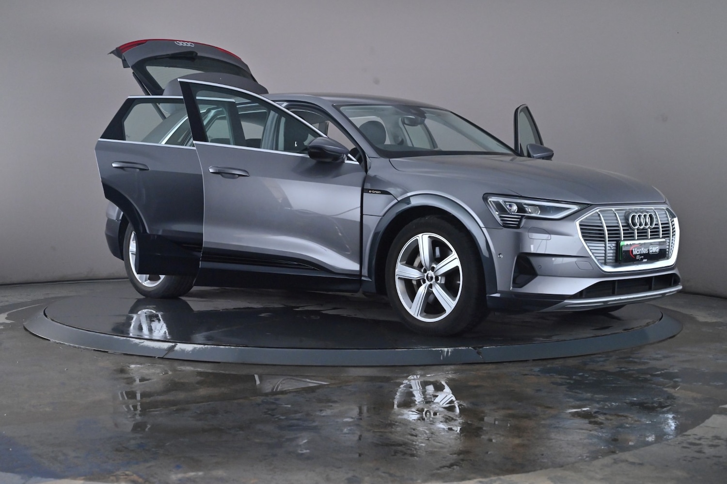 Used Audi e-tron 2022 for sale - 76730479: Photo 37