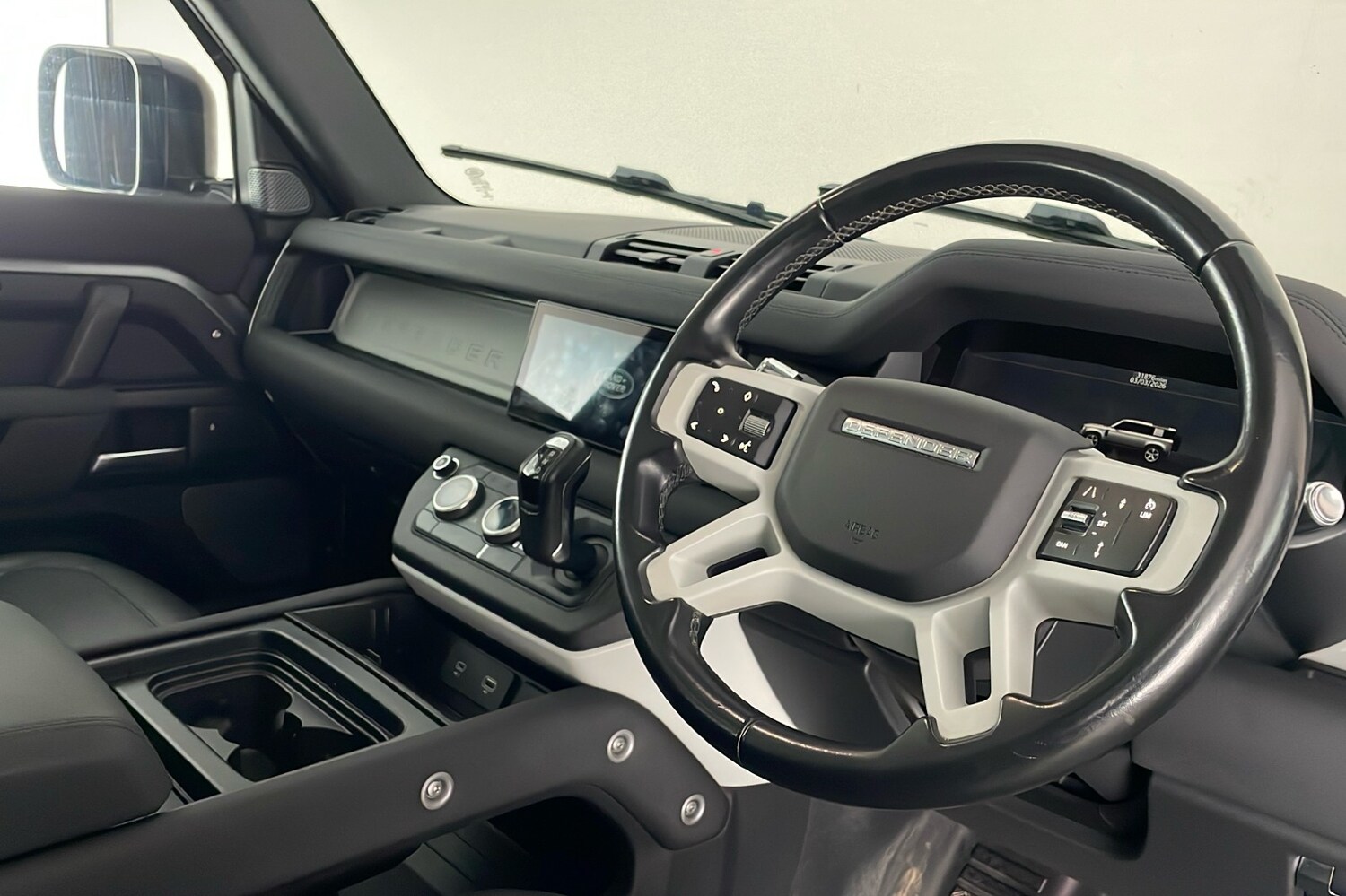 Used Land Rover Defender 110 for sale - 77766223: Photo 10