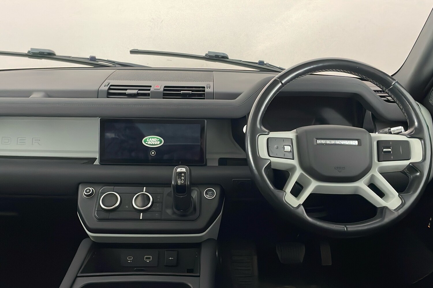 Used Land Rover Defender 110 for sale - 77766223: Photo 8