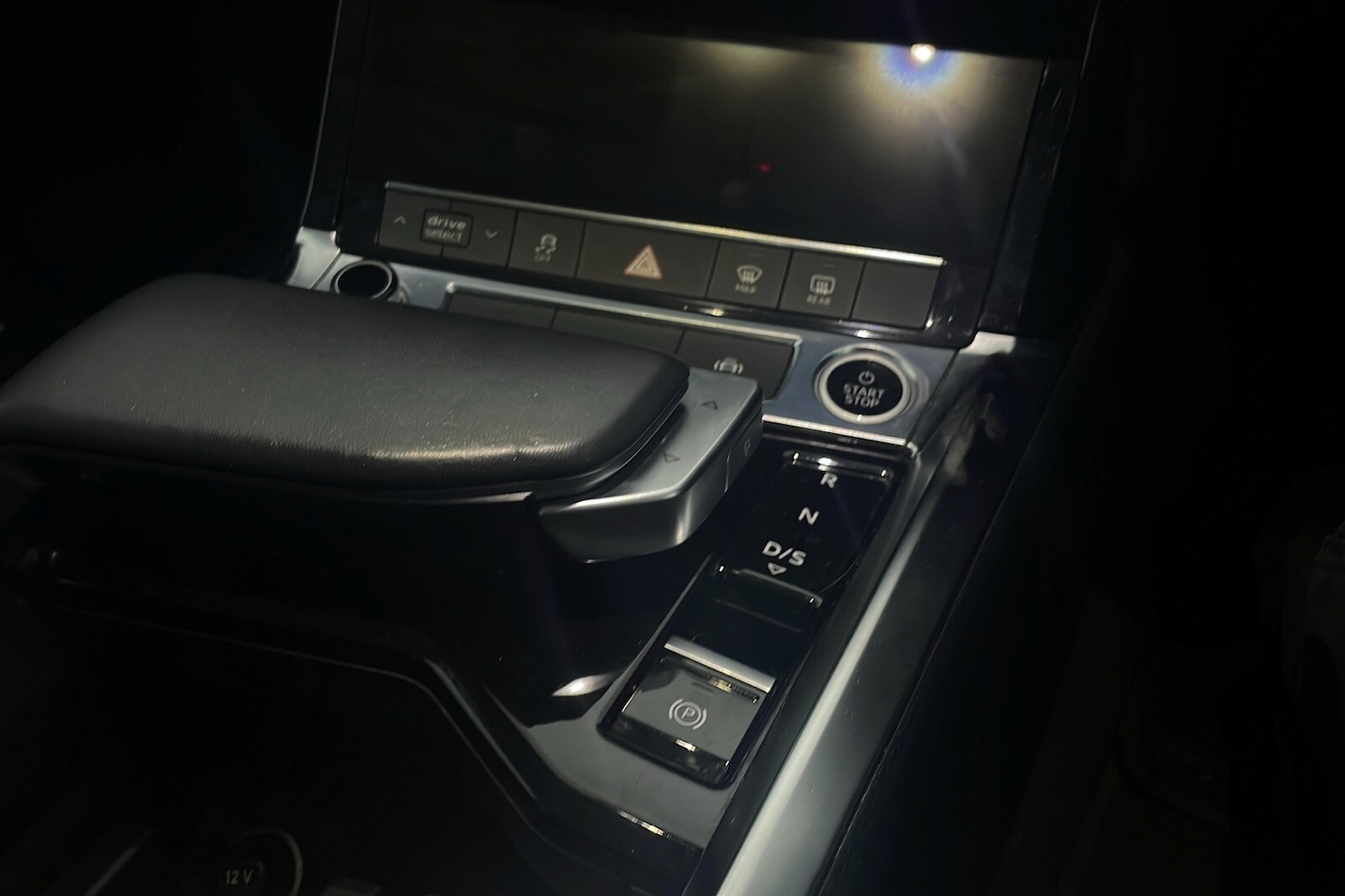 Used Audi e-tron 2022 for sale - 76672387: Photo 12