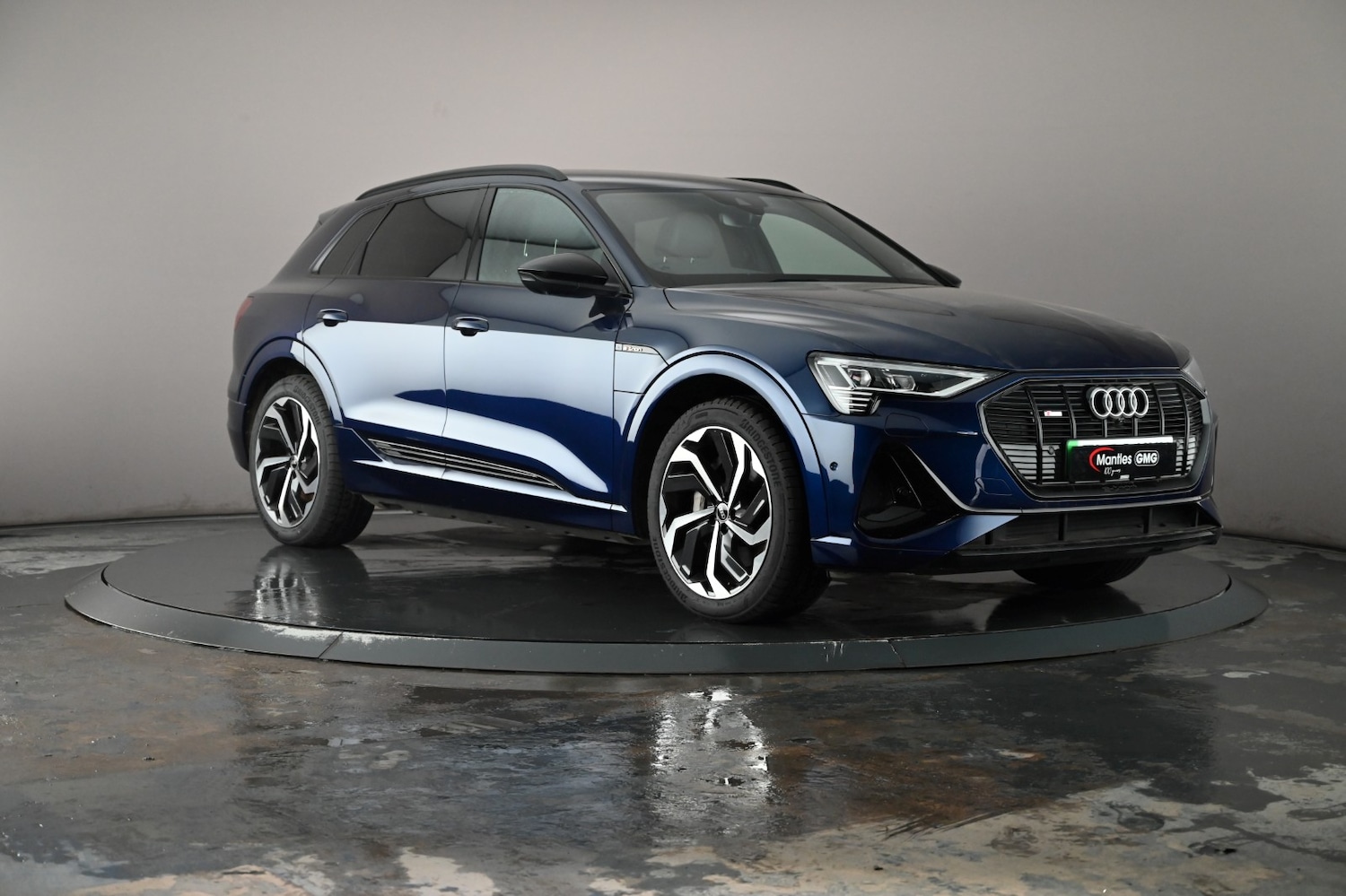 Used Audi e-tron 2022 for sale - 76716459: Photo 2