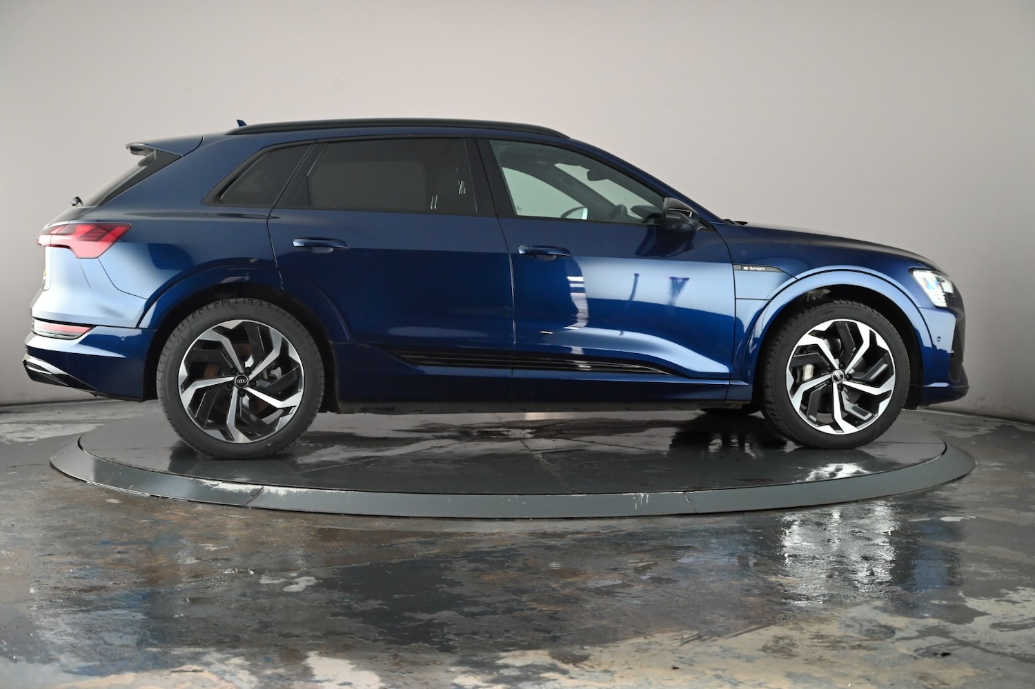 Used Audi e-tron 2022 for sale - 76716459: Photo 32