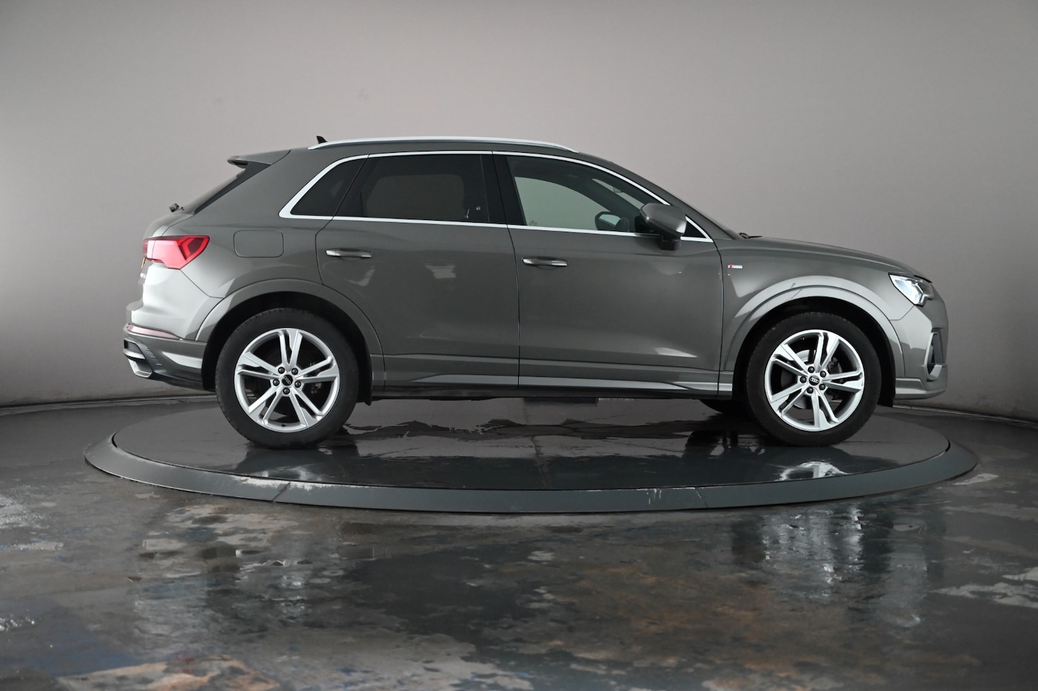 Used Audi Q3 2021 for sale - 76667900: Photo 32
