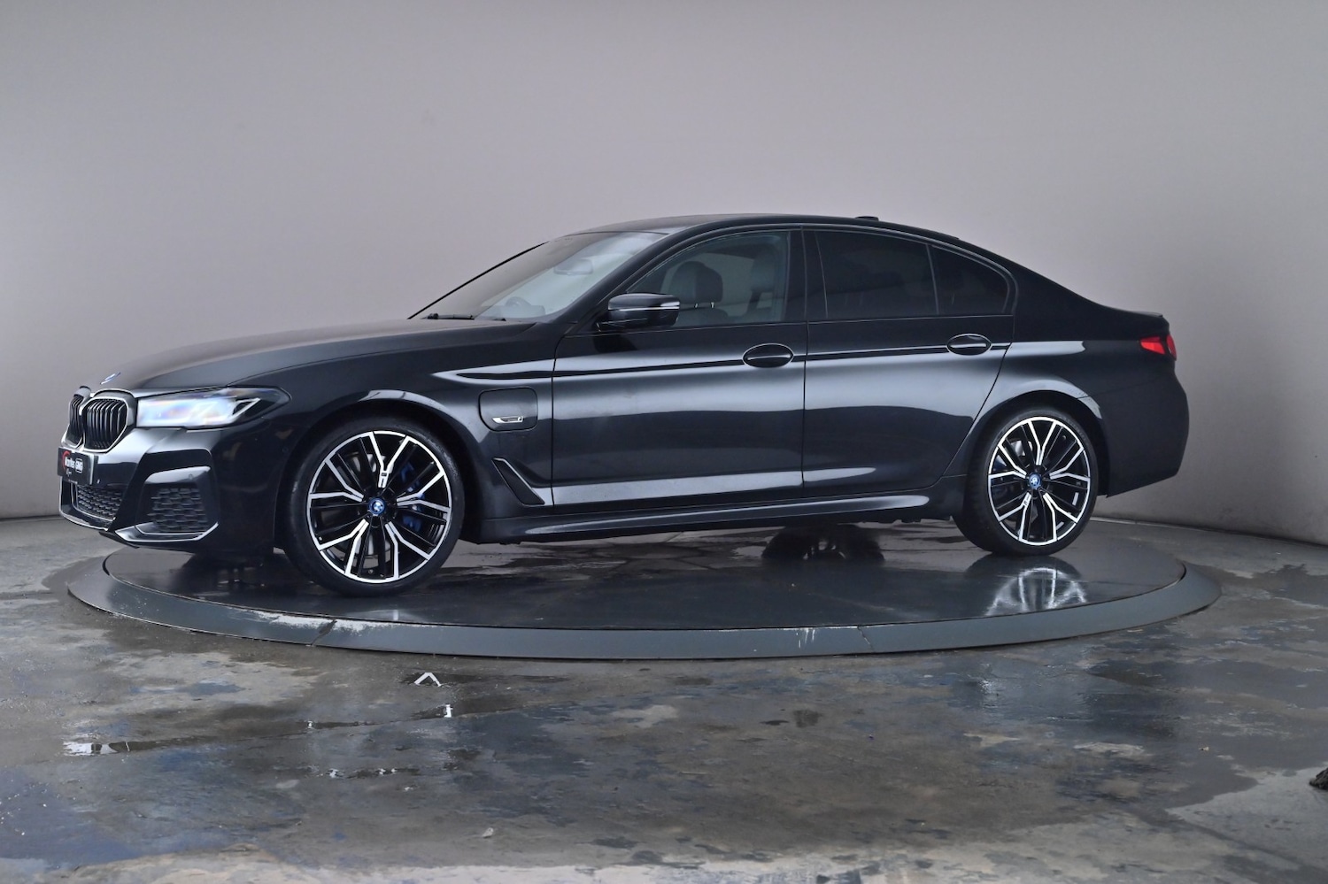 Used BMW 5 Series 2022 for sale - 76716470: Photo 12