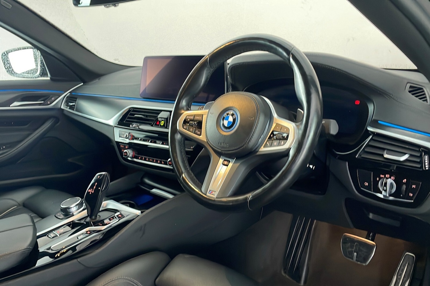 Used BMW 5 Series 2022 for sale - 76716470: Photo 9