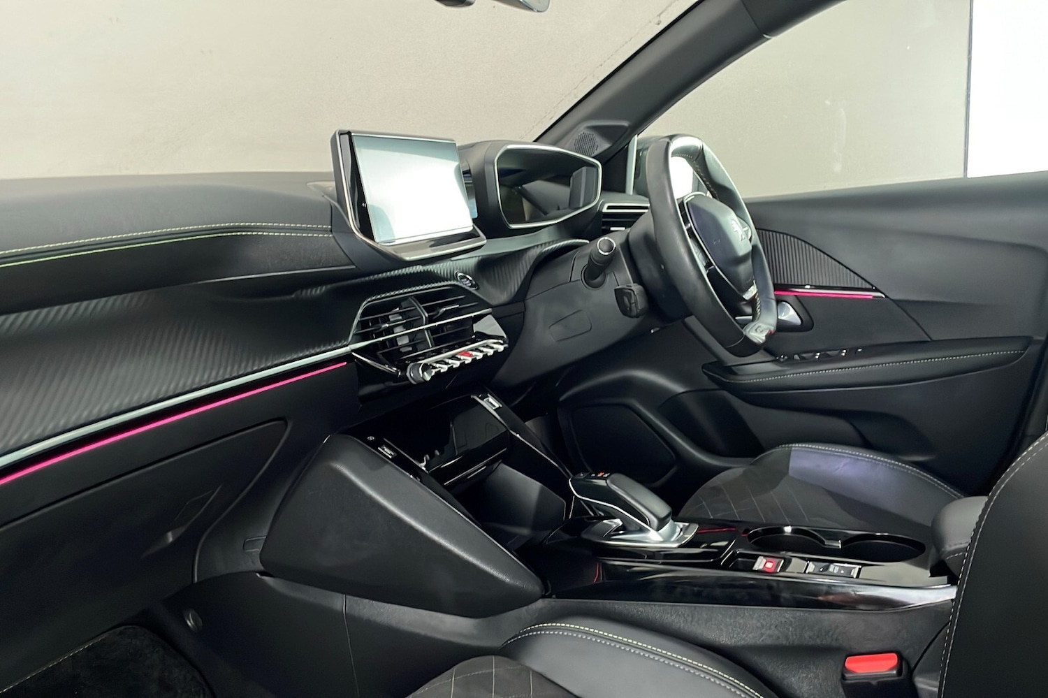 Used Peugeot 208 2022 for sale - 76635171: Photo 10