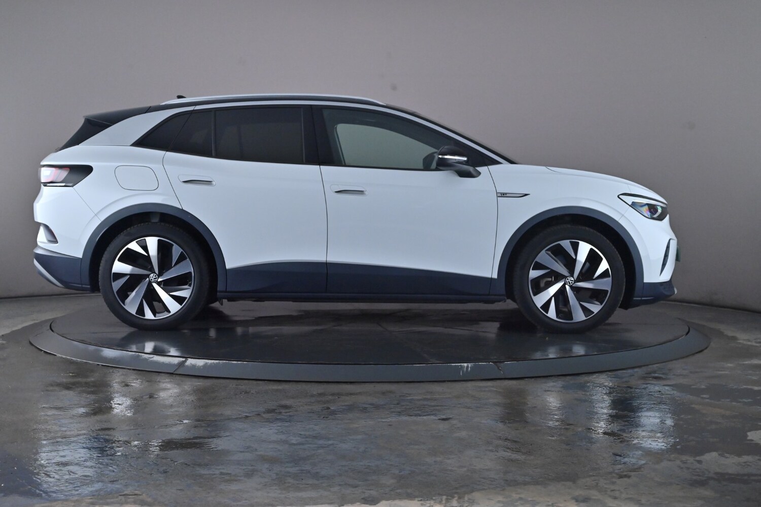 Used Volkswagen ID.4 2021 for sale - 76635235: Photo 33