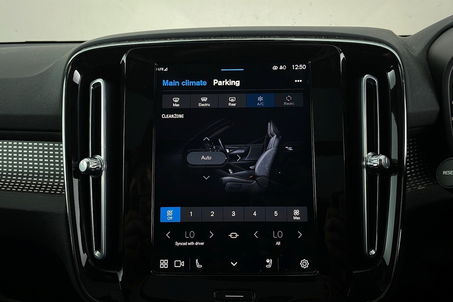 Used Volvo XC40 2021 for sale - 76668008: Photo 14