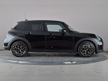 Used MINI Cooper 2024 for sale - 79138011: Photo