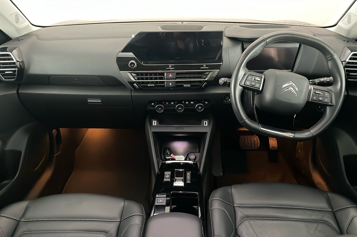 Used Citroen C4 2021 for sale - 76407299: Photo 8
