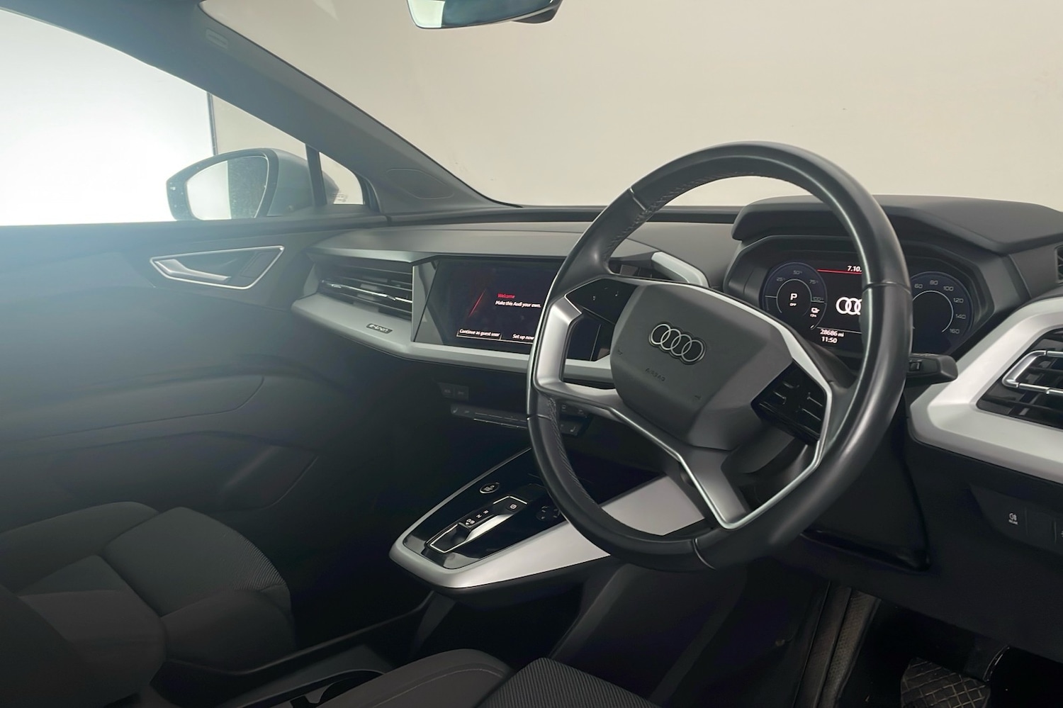 Used Audi Q4 e-tron 2021 for sale - 76197845: Photo 10