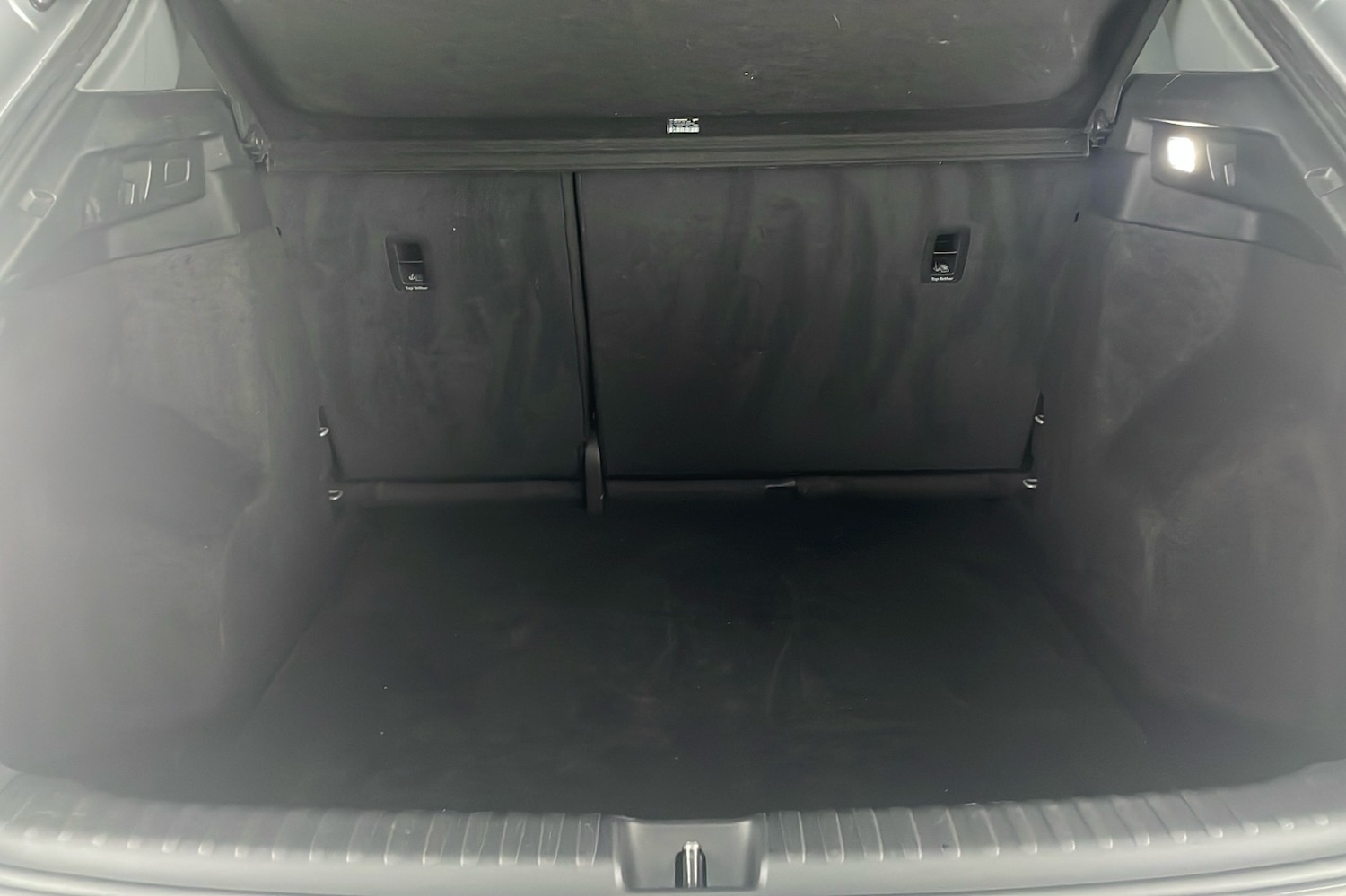 Used Audi Q4 e-tron 2021 for sale - 76197845: Photo 24
