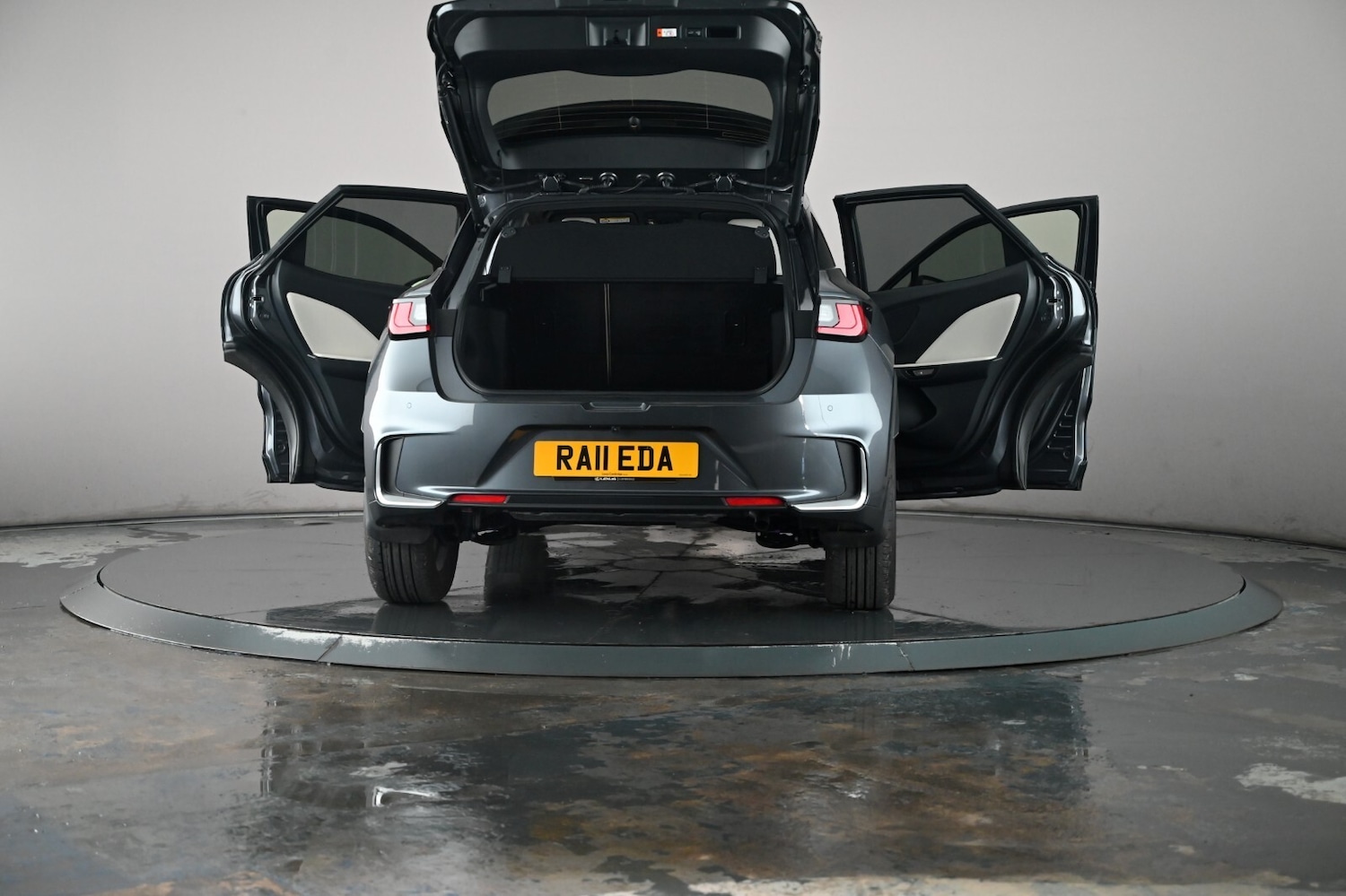 Used Lexus LBX 2025 for sale - 76754219: Photo 64