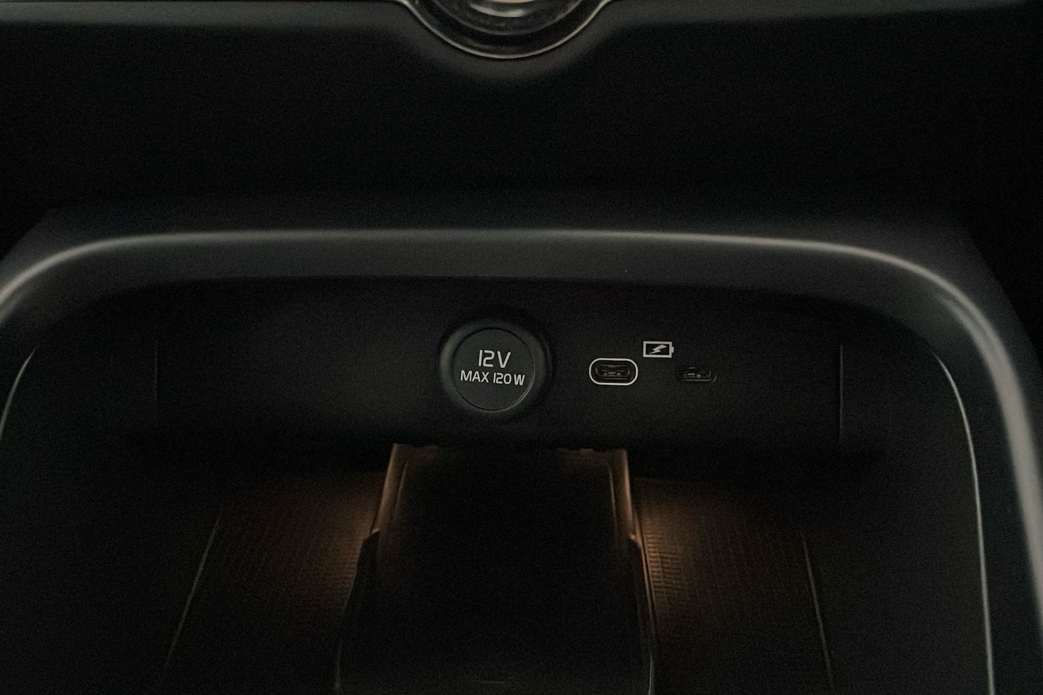 Used Volvo XC40 2021 for sale - 76618437: Photo 18