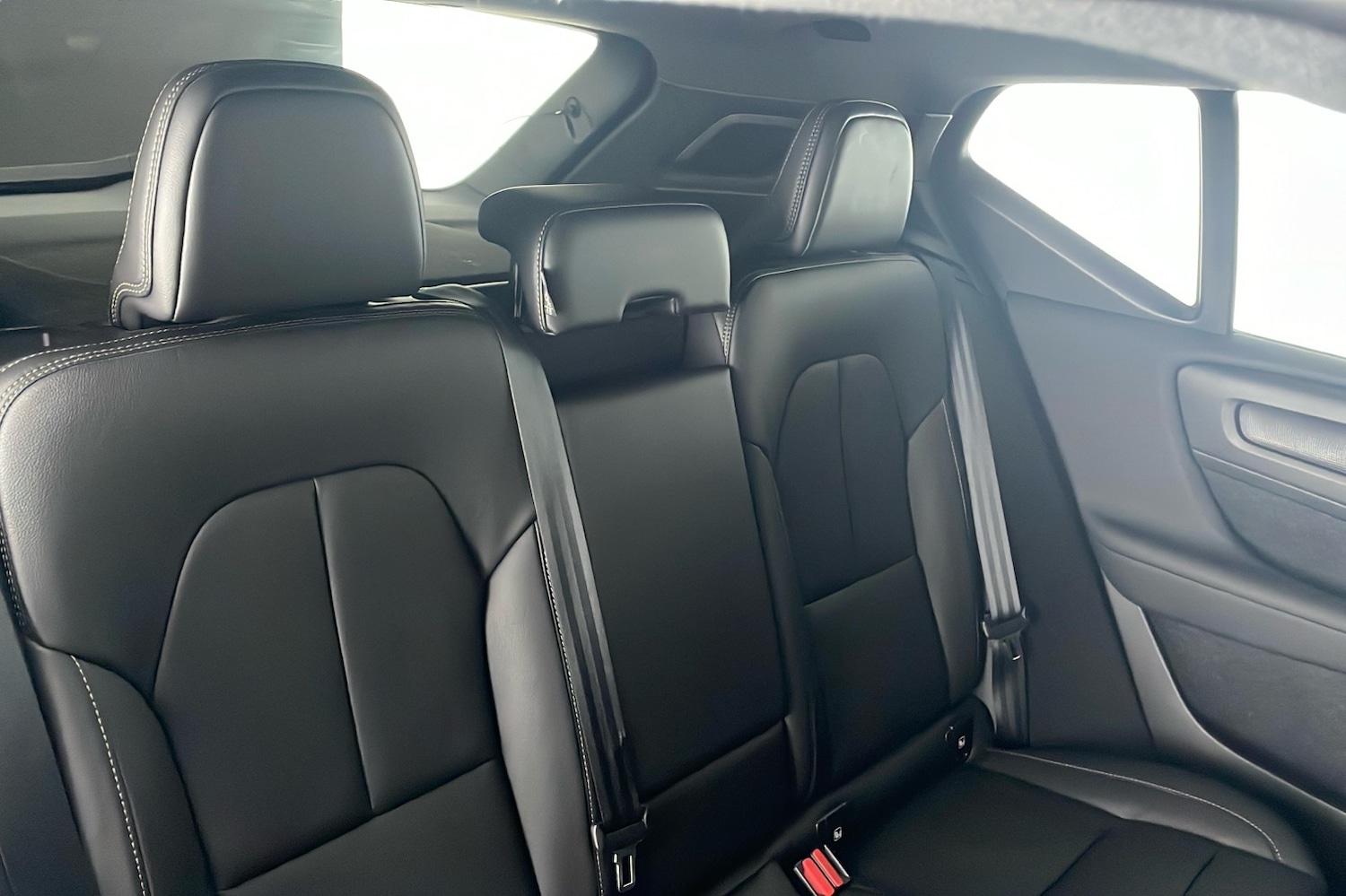 Used Volvo XC40 2021 for sale - 76618437: Photo 9