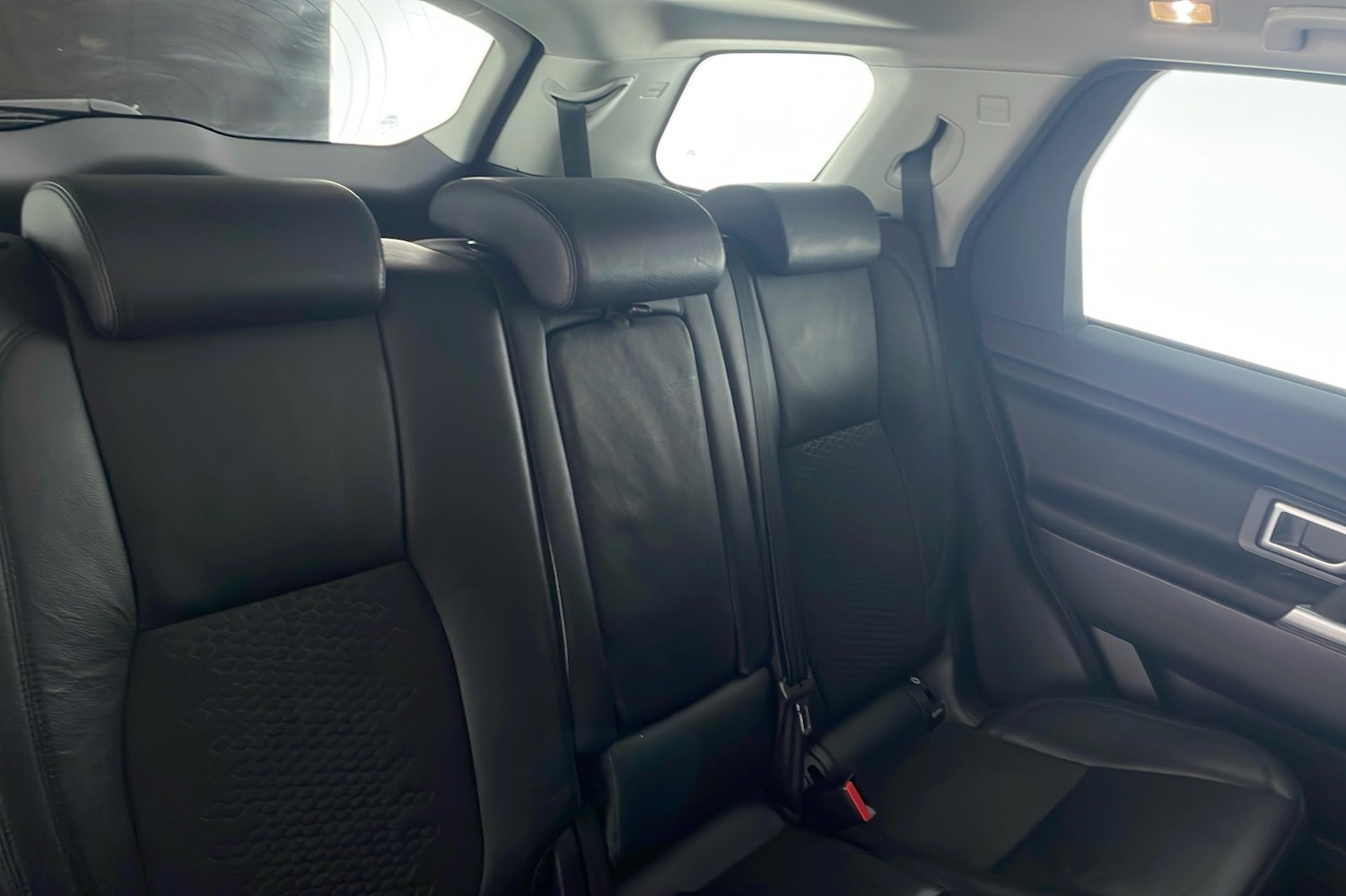 Used Land Rover Discovery Sport 2018 for sale - 76746402: Photo 10