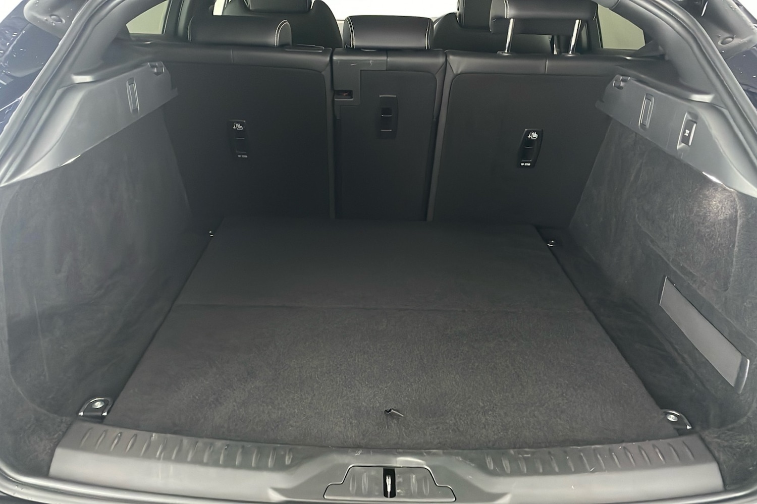 Used Land Rover Discovery Sport 2018 for sale - 76746402: Photo 7