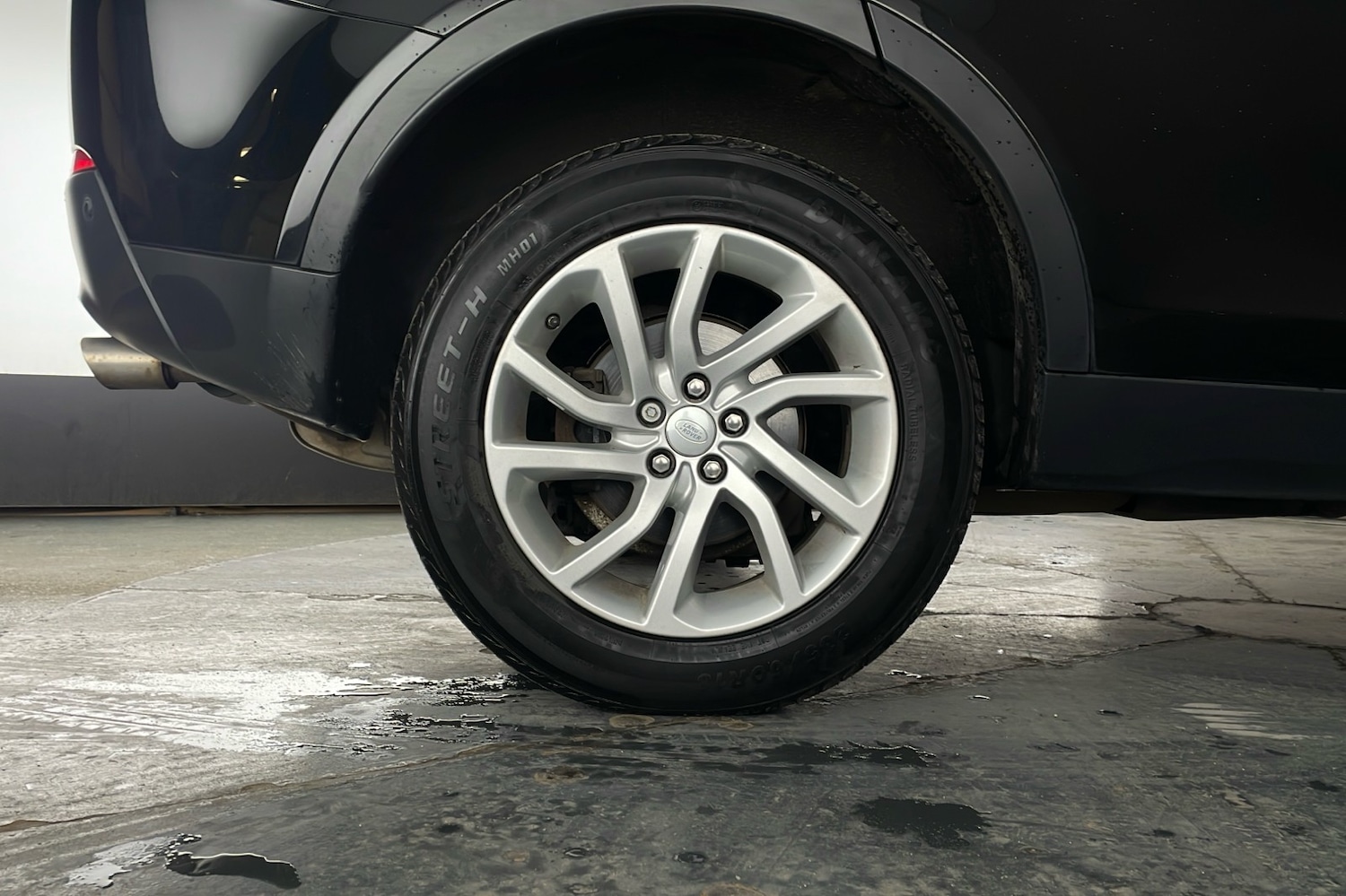 Used Land Rover Discovery Sport 2018 for sale - 76746402: Photo 8