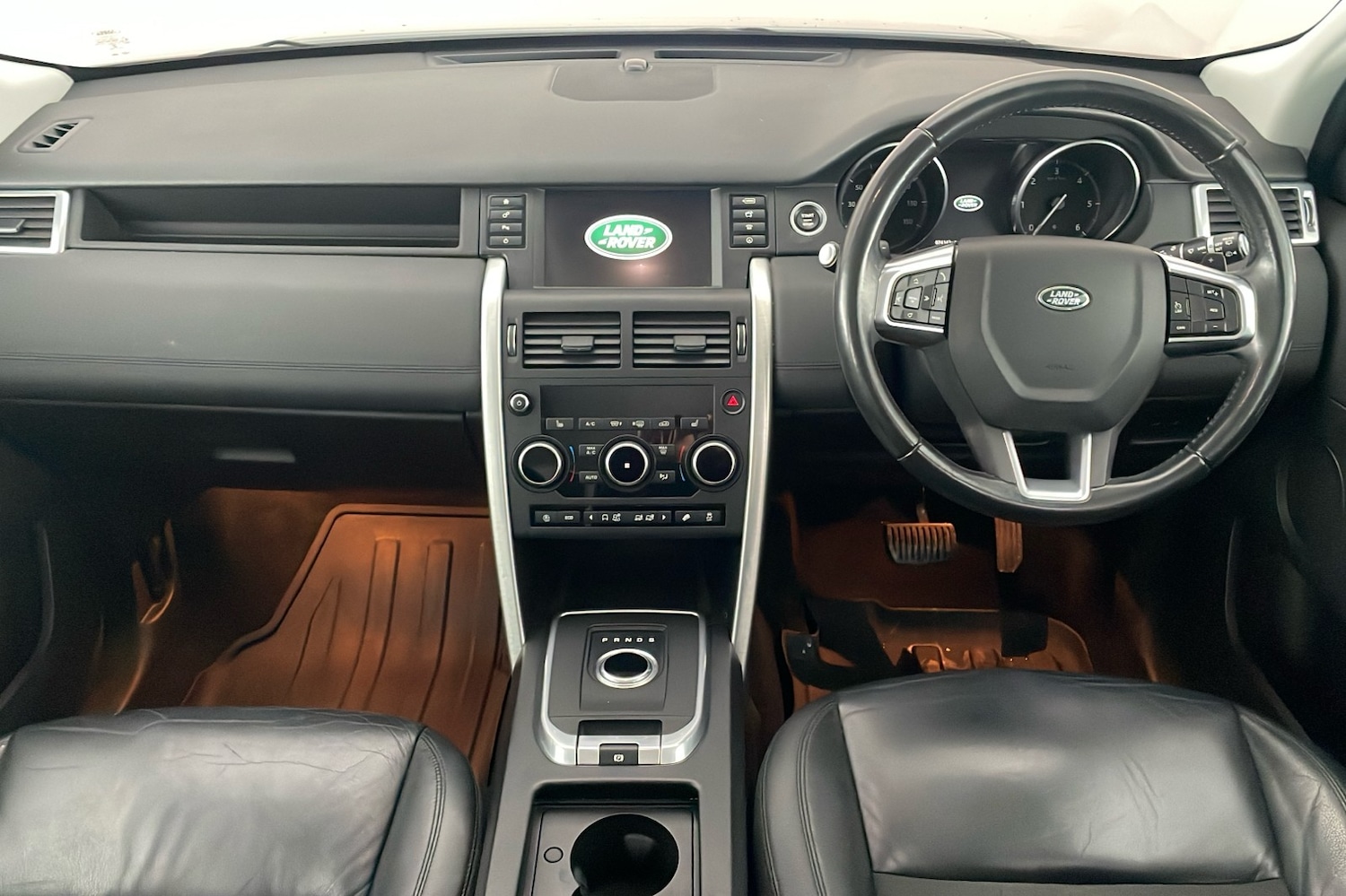 Used Land Rover Discovery Sport 2018 for sale - 76746402: Photo 9