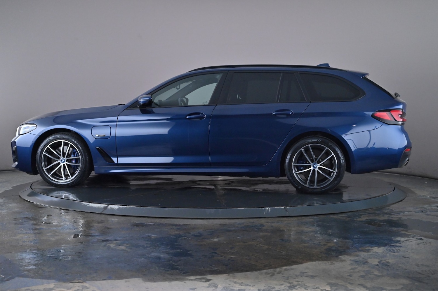 Used BMW 5 Series 2022 for sale - 76660221: Photo 16