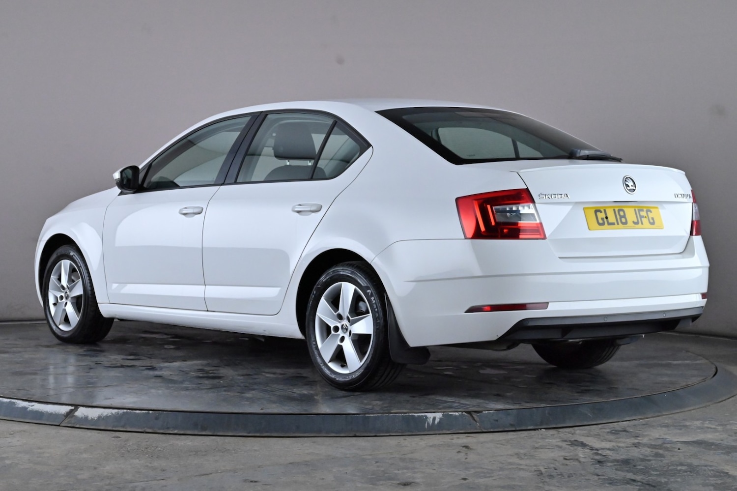 Used Skoda Octavia 2018 for sale - 76588117: Photo 4