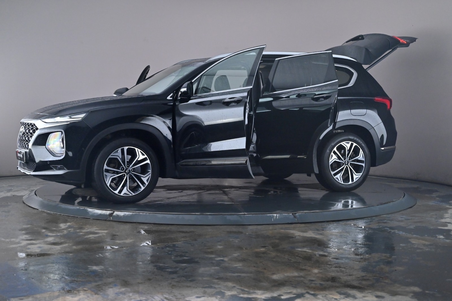 Used Hyundai Santa Fe 2019 for sale - 76744670: Photo 49