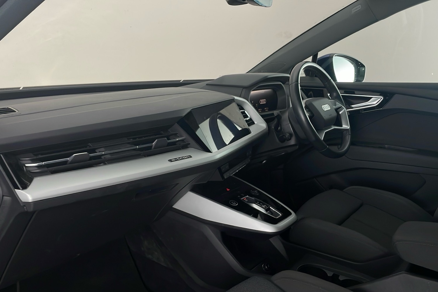 Used Audi Q4 e-tron 2023 for sale - 76163992: Photo 22